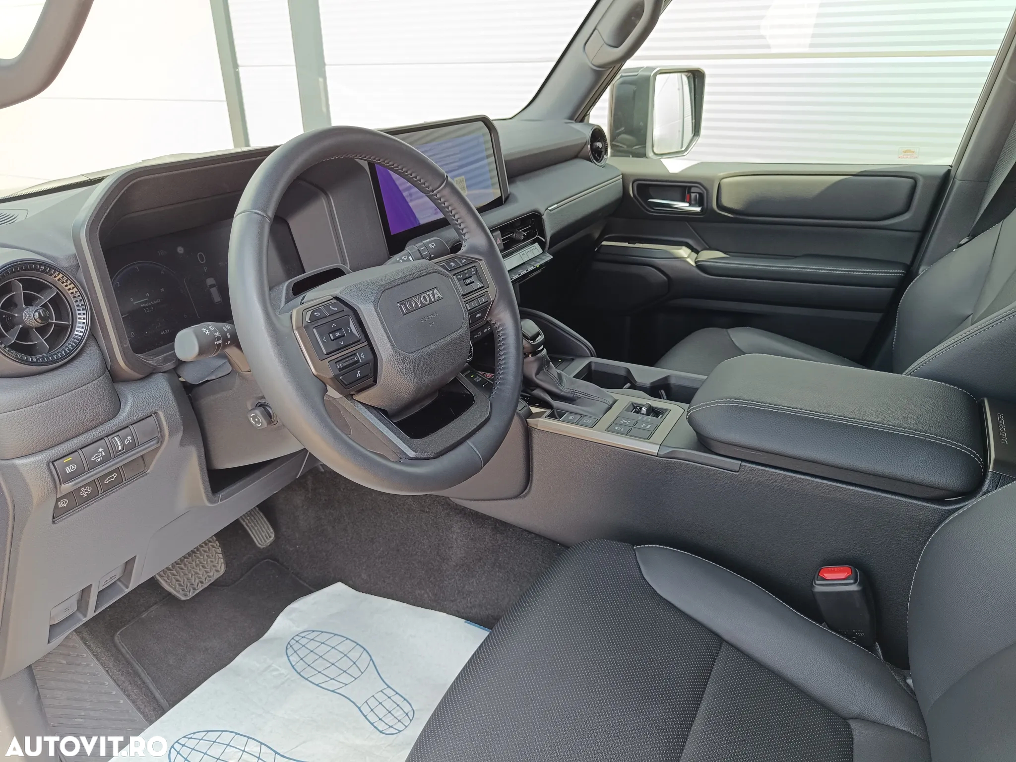 Toyota Land Cruiser 2.8l D-4D 204 CP A/T 7 locuri Executive - 6