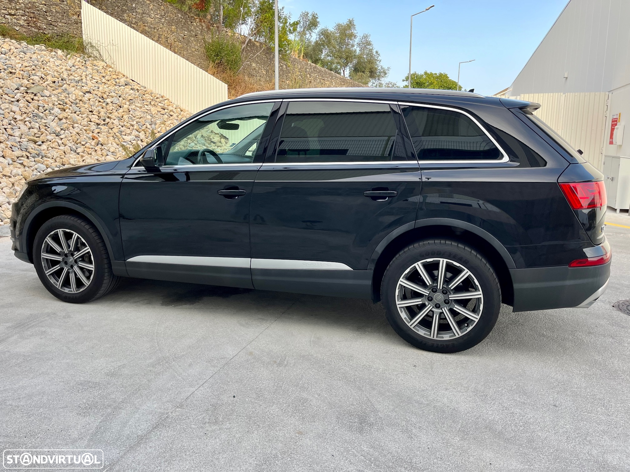 Audi Q7 3.0 V6 TDi quattro Tiptronic - 23