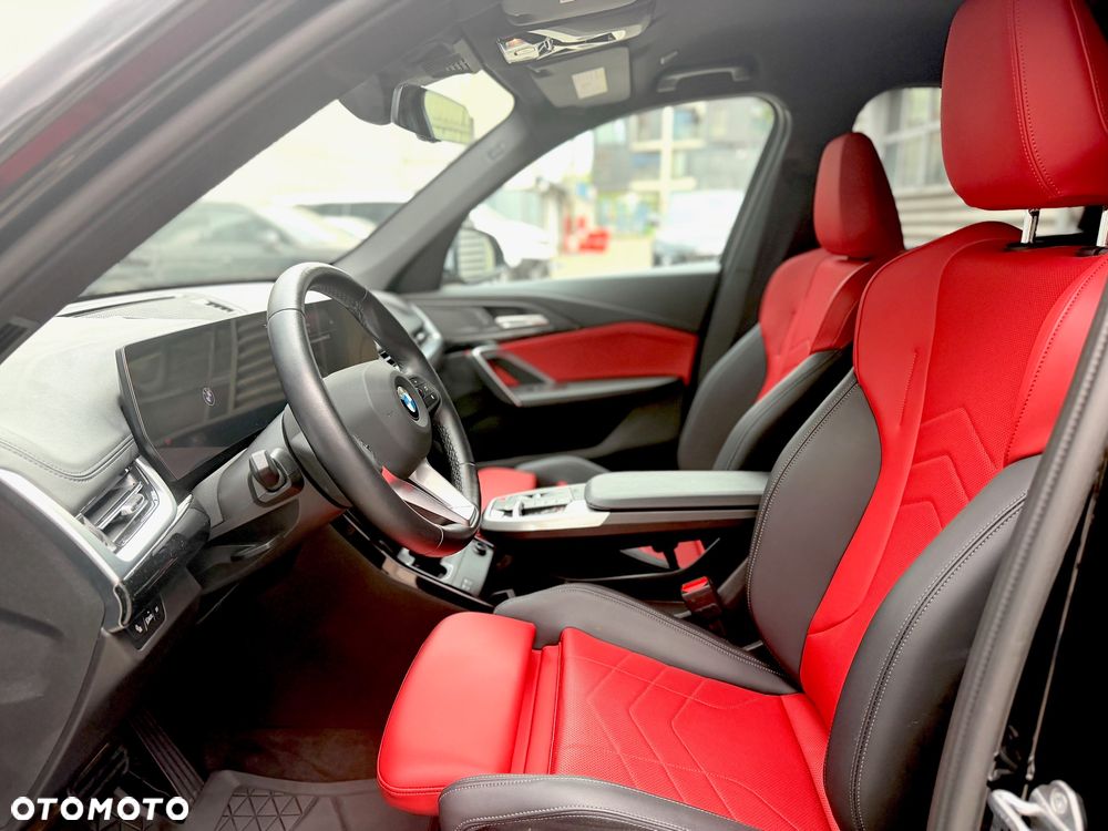 BMW X1 xDrive25i GPF xLine sport - 10