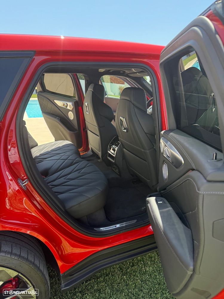 BMW XM Label Red - 17