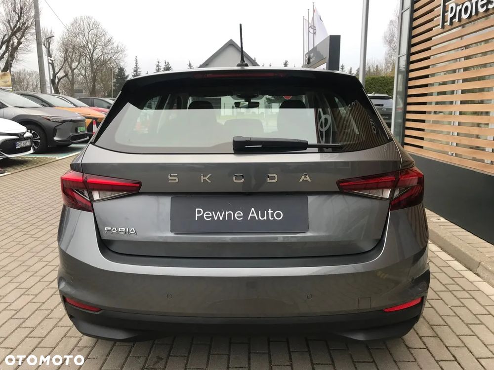 Skoda Fabia - 6
