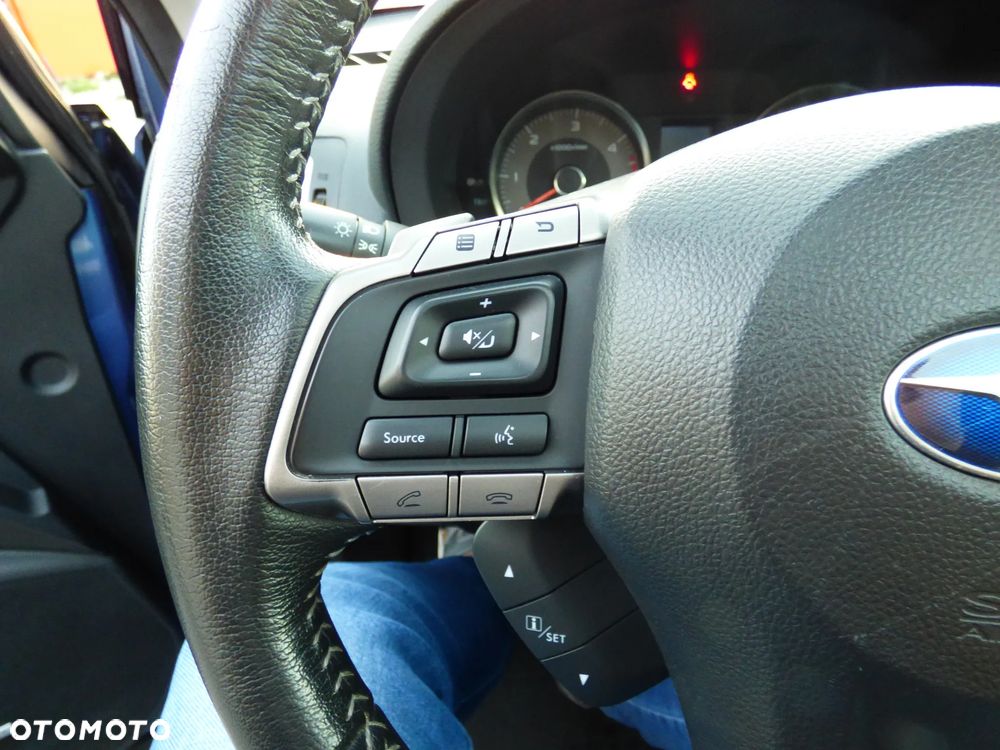 Subaru Forester 2.0 D Exclusive Lineartronic - 13