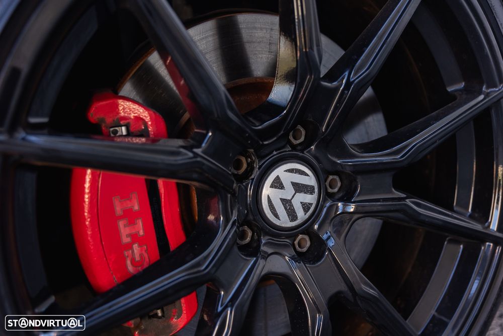 VW Golf 2.0 TSi GTi DSG Performance - 36