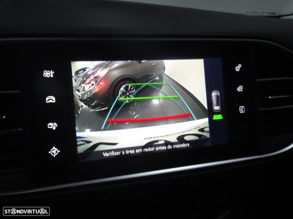 Peugeot 308 1.2 PureTech Allure EAT6 - 23