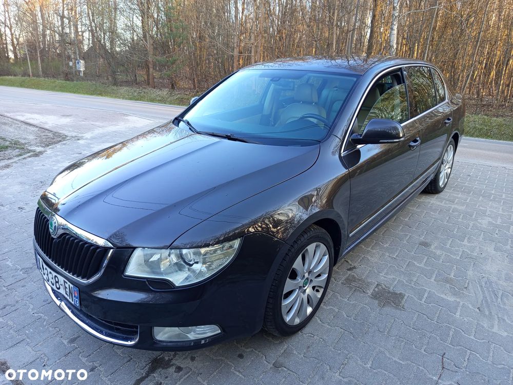 Skoda Superb - 1
