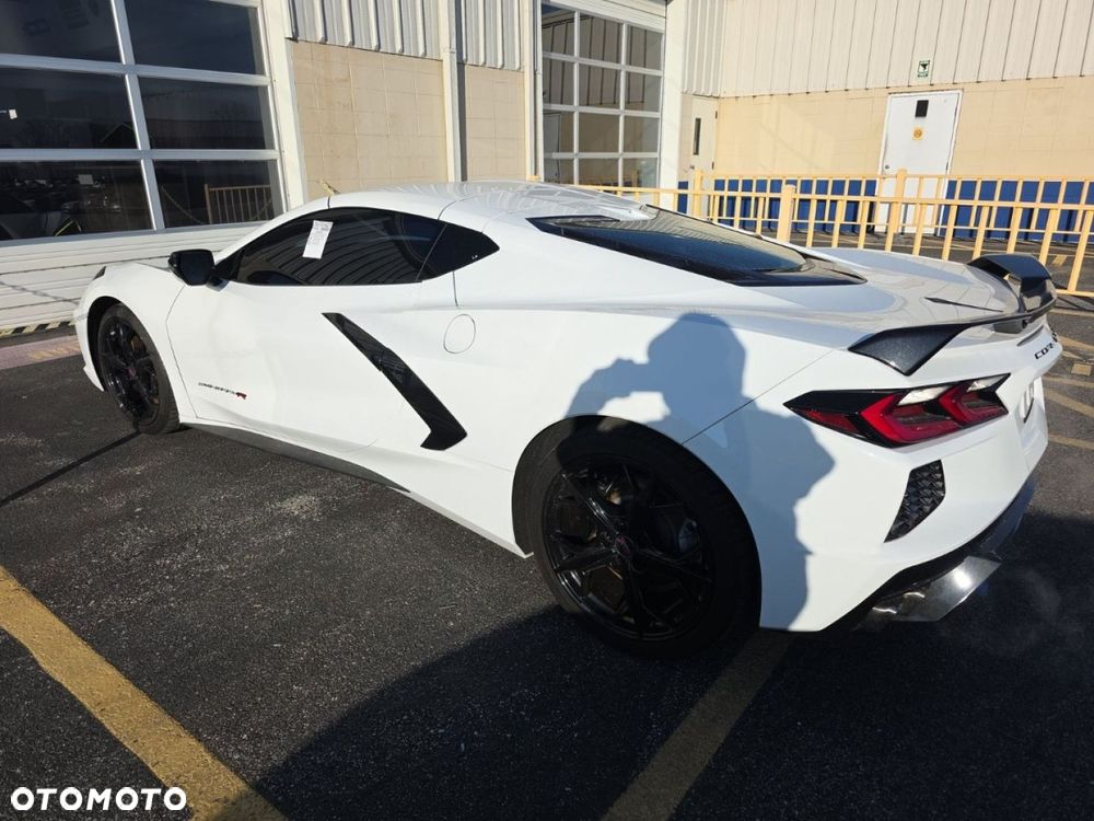 Chevrolet Corvette - 2