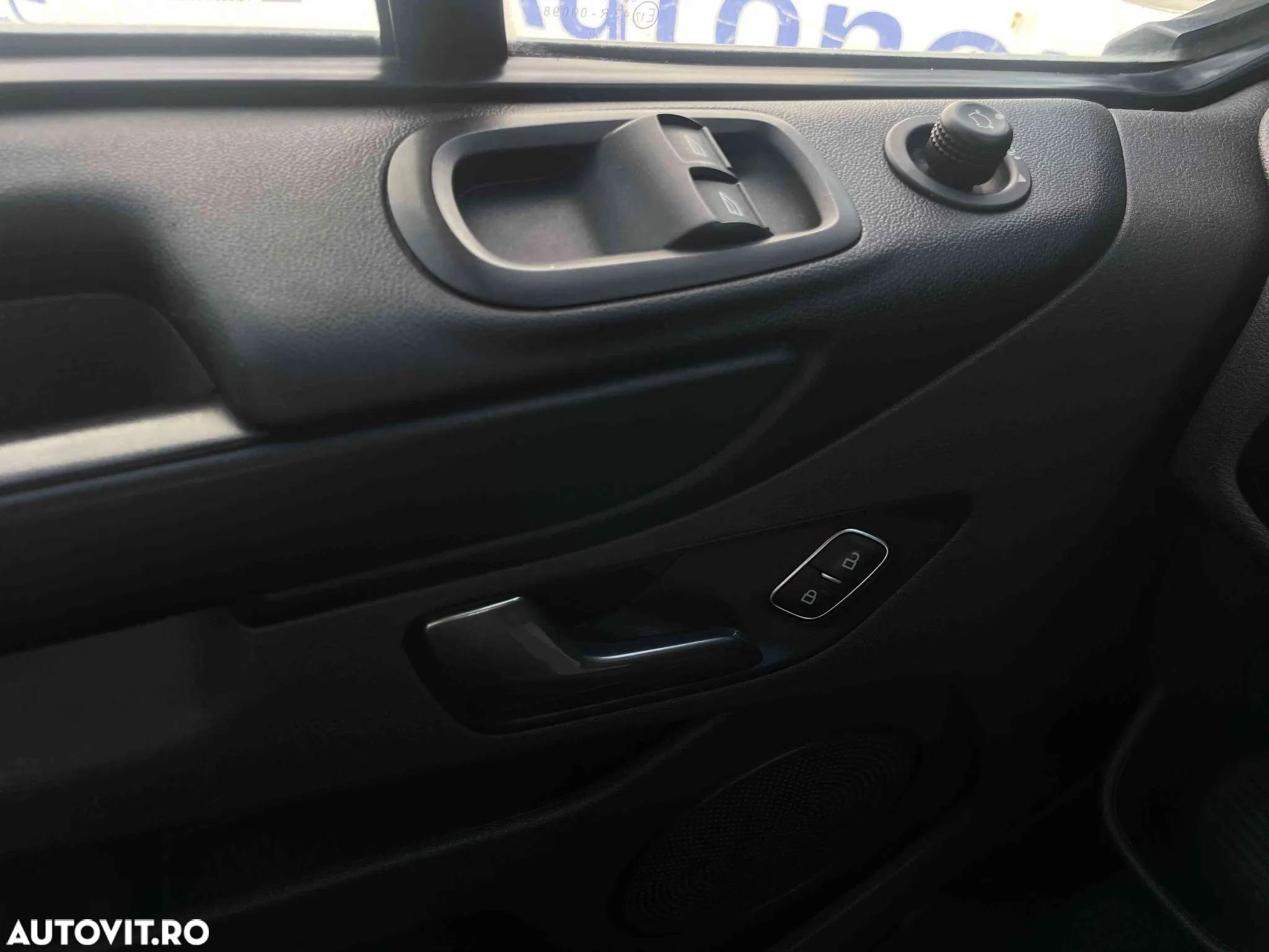 Ford Transit Custom - 11