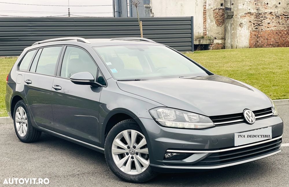 Volkswagen Golf 1.6 TDI SCR DSG Comfortline - 3