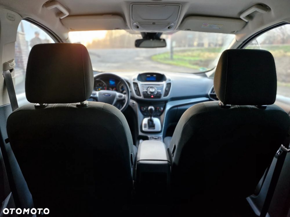 Ford C-MAX 2.0 TDCi Start-Stop-System Titanium - 24