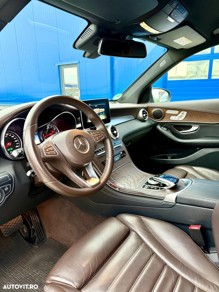 Mercedes-Benz GLC 250 4MATIC 9G-TRONIC AMG Line - 8