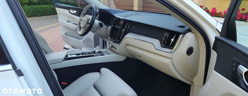 Volvo XC 60 - 7