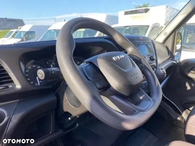Iveco Daily kontener z windą 35S14 2,3 140 KM klima tempomat - 9