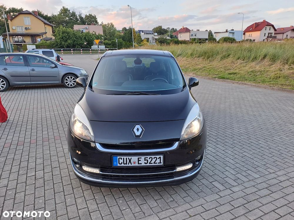 Renault Grand Scenic 2.0 16V 140 CVT Bose Edition - 4