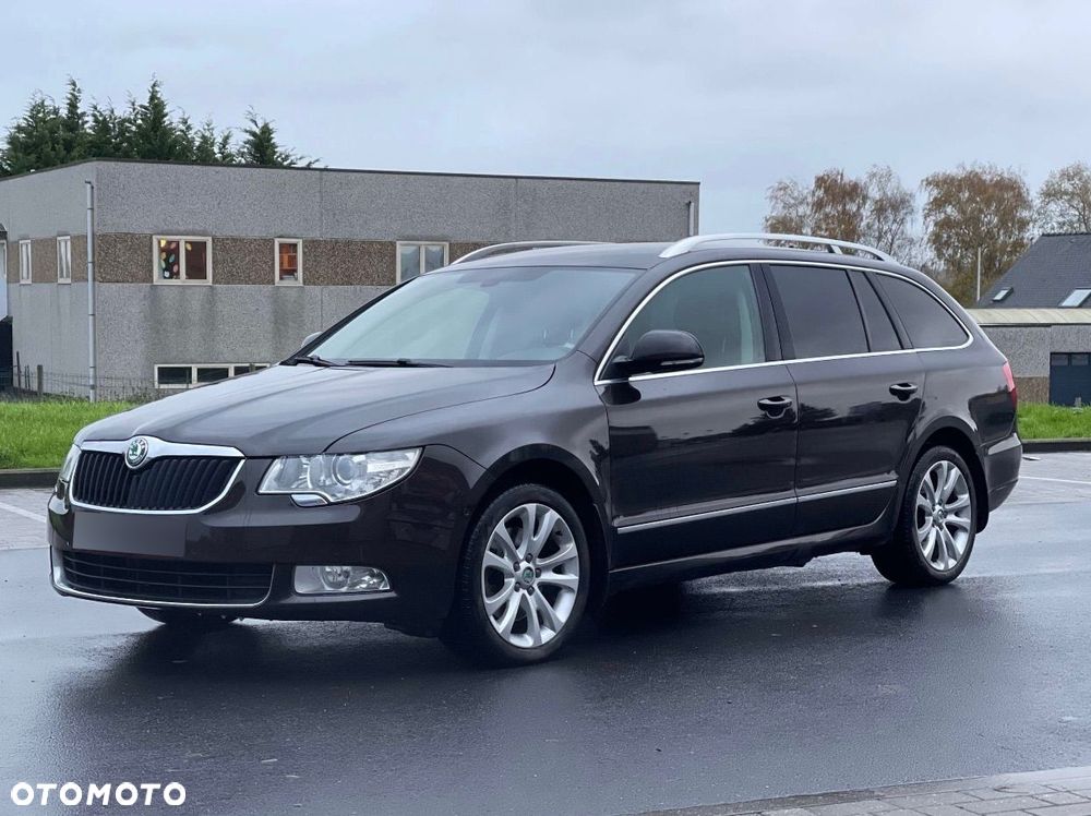 Skoda Superb 2.0 TDI Elegance - 4