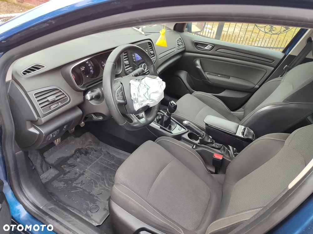 Renault Megane 1.3 TCe FAP Limited - 11