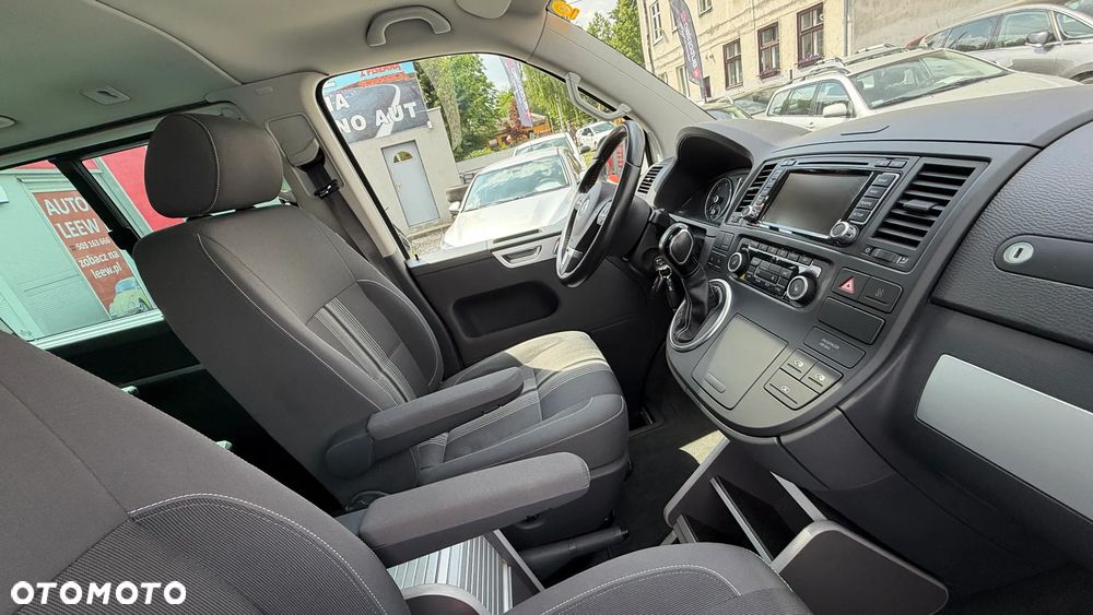 Volkswagen Multivan - 22