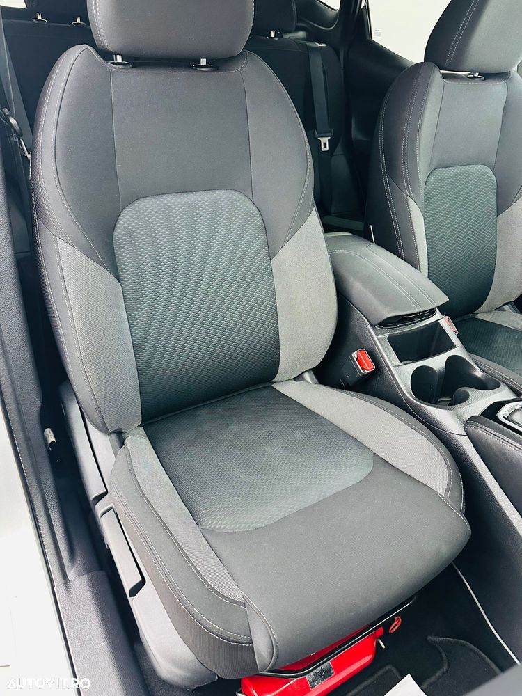 Nissan Qashqai 1.2 DIG-T Xtronic N-Vision - 17