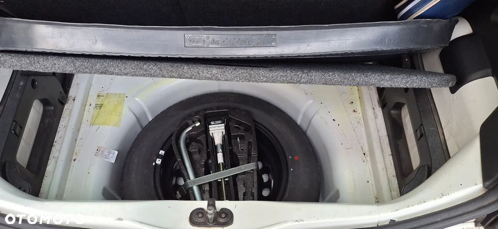 Volkswagen up! 1.0 move CityLine - 10