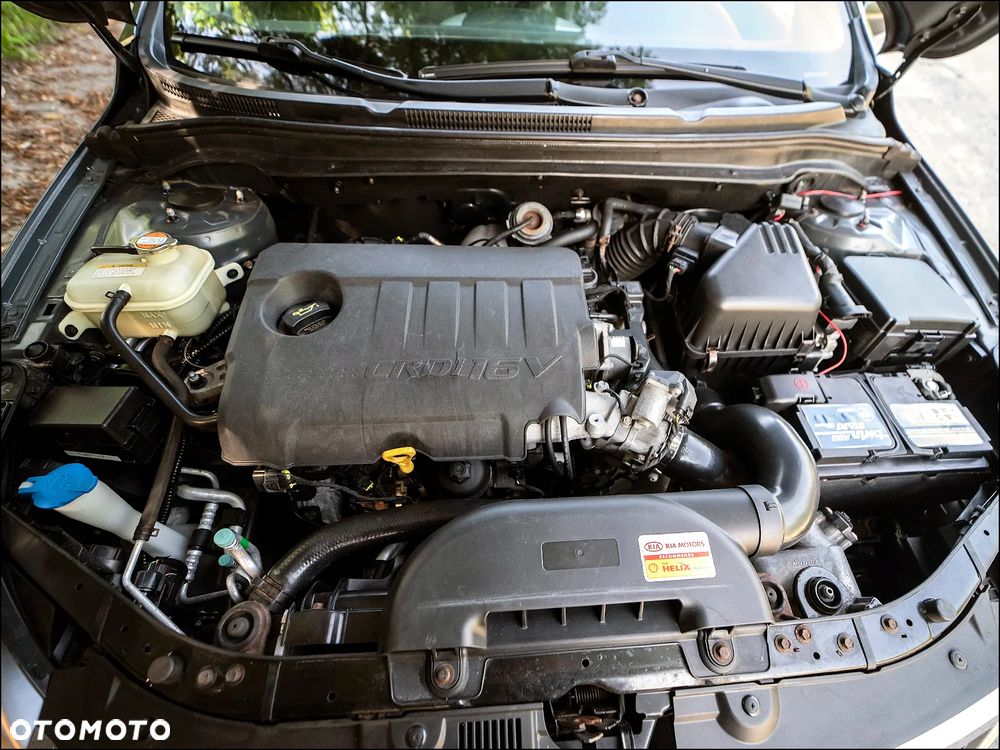 Kia Ceed - 38