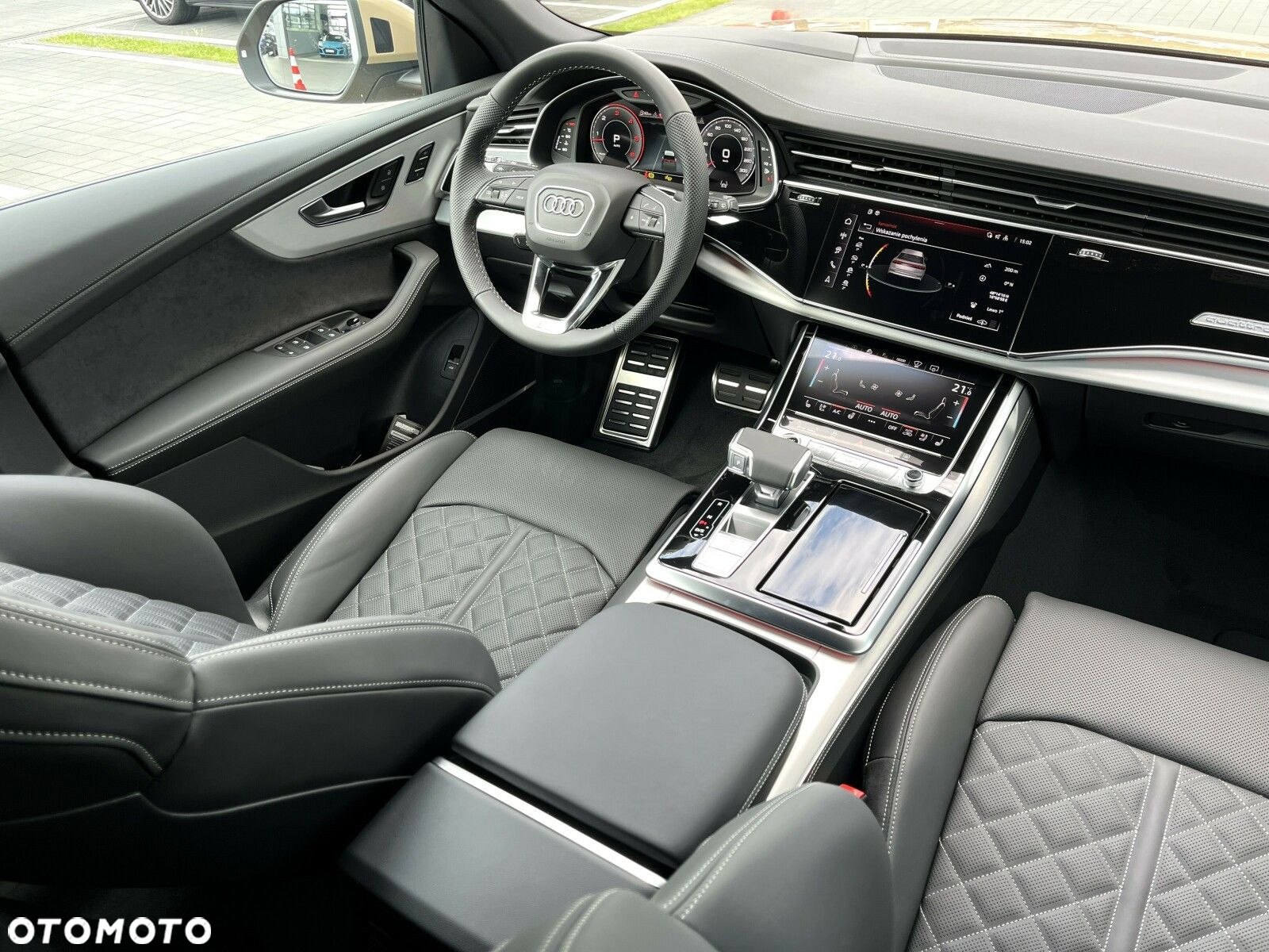 Audi Q8 - 21