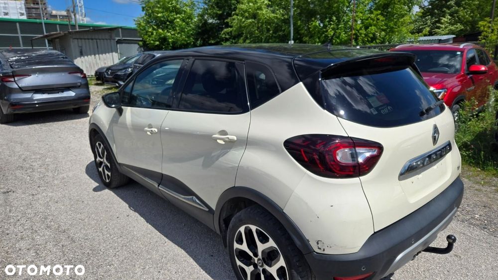 Renault Captur - 19