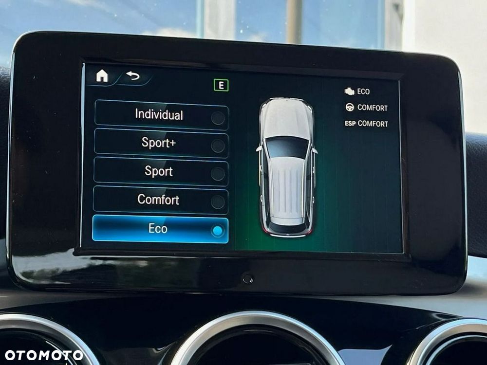 Mercedes-Benz GLC 300 d 4-Matic - 36