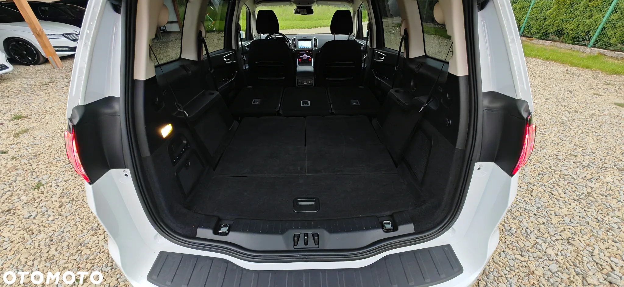 Ford Galaxy 2.0 EcoBlue Titanium - 18