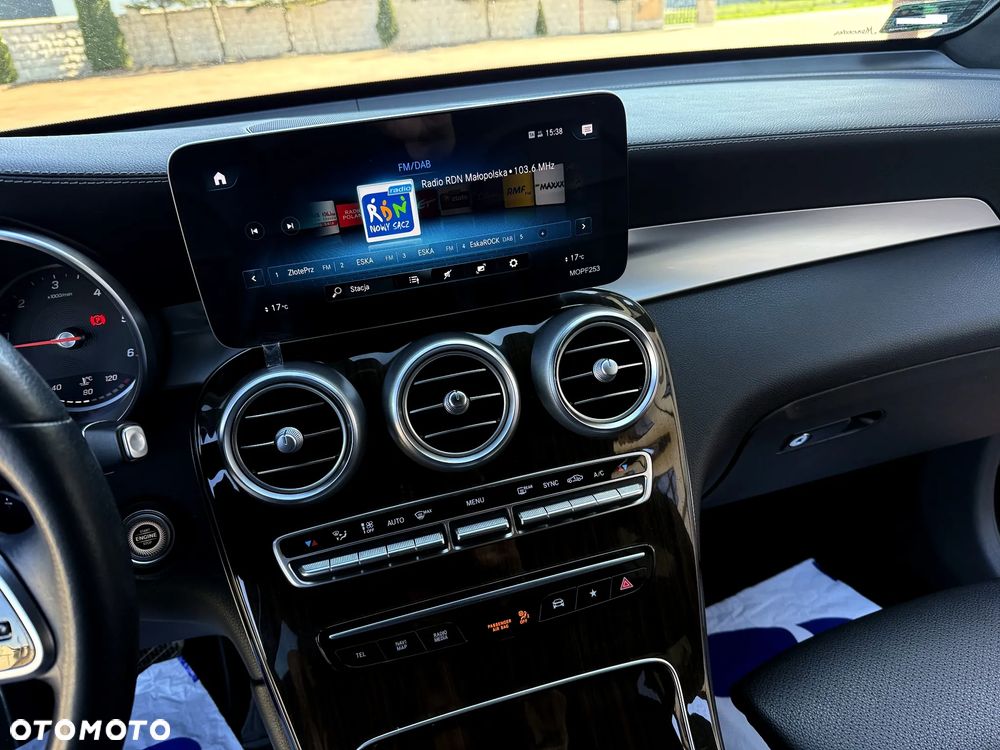 Mercedes-Benz GLC - 14