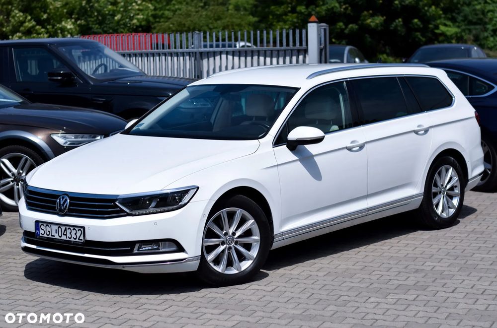 Volkswagen Passat Variant 2.0 TDI SCR DSG Highline - 32