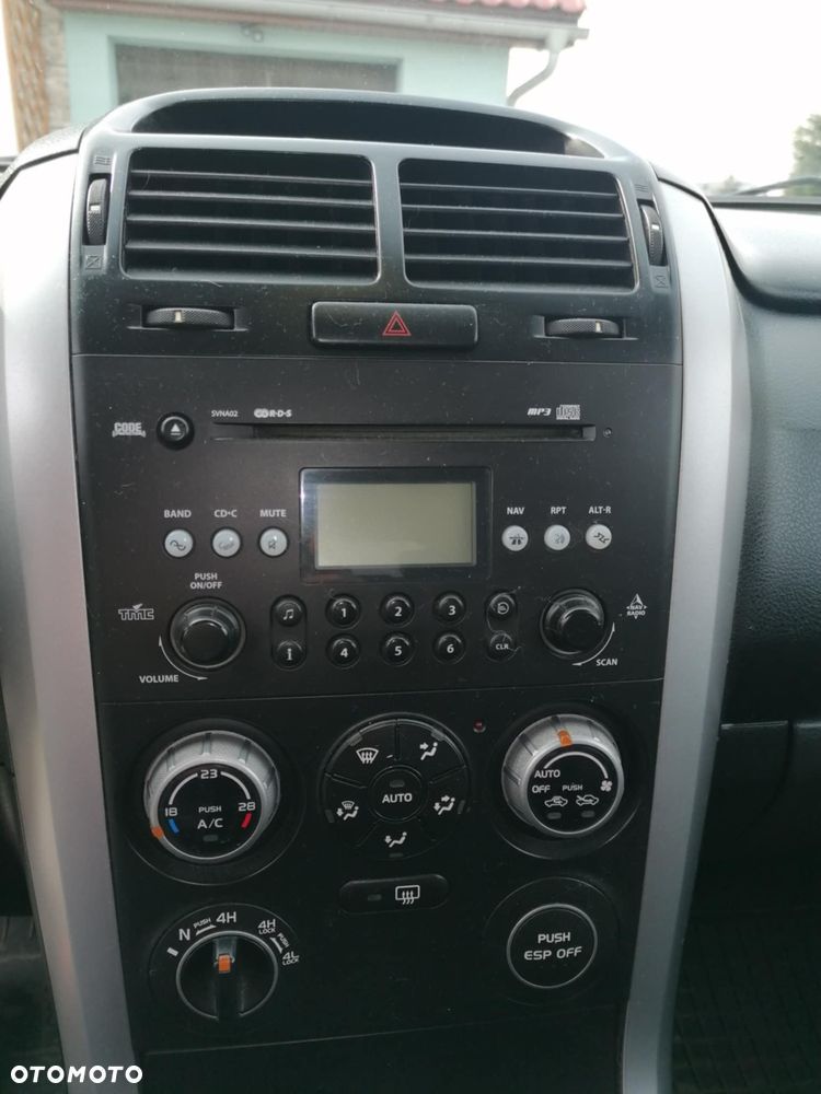 Suzuki Grand Vitara 1.9 DDiS - 7