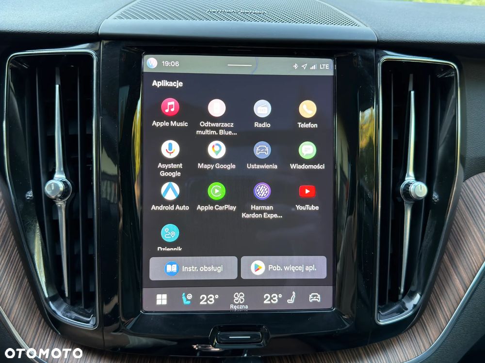 Volvo XC 60 T8 AWD Plus Dark - 31