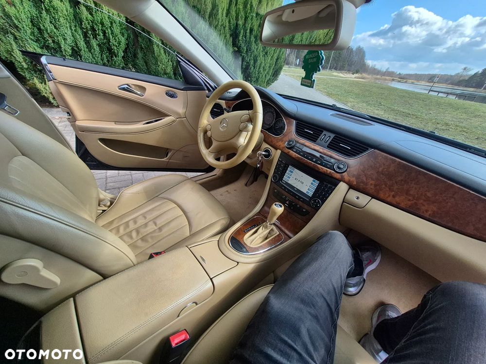 Mercedes-Benz CLS - 20