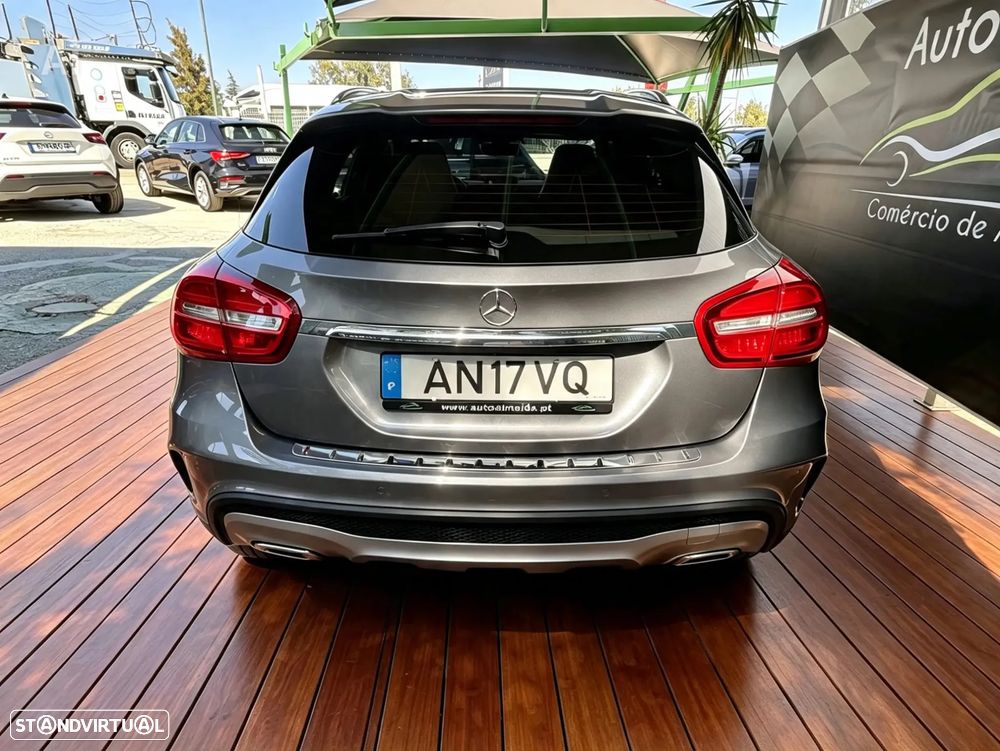 Mercedes-Benz GLA 180 d 7G-DCT AMG Line - 13