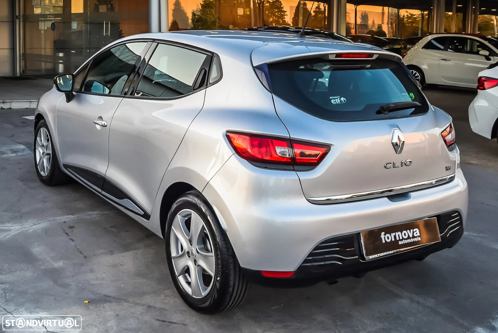 Renault Clio 0.9 TCE Dynamique S - 6