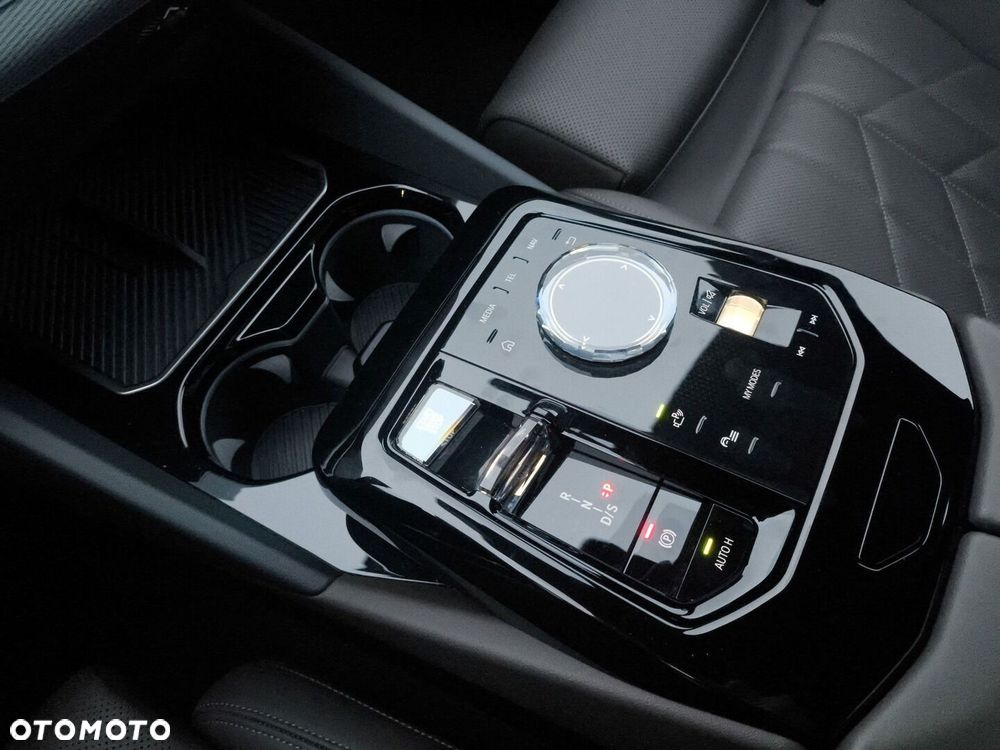 BMW Seria 5 520d xDrive mHEV M Sport - 23