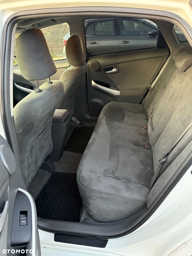 Toyota Prius 1.5 VVT-i Sol - 22