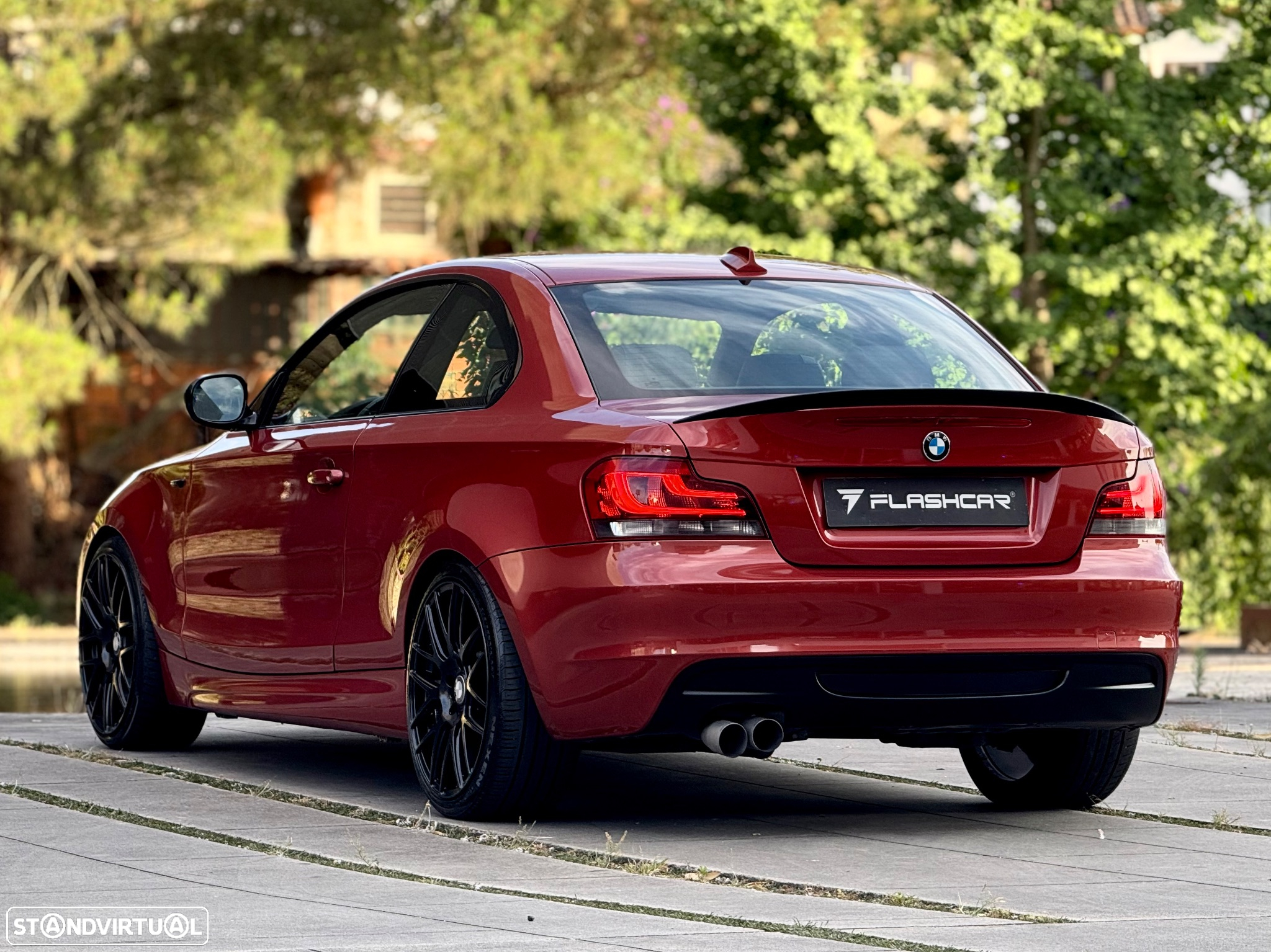 BMW 123 d Coupe Limited Edition Lifestyle c/ M Sport Pack - 30