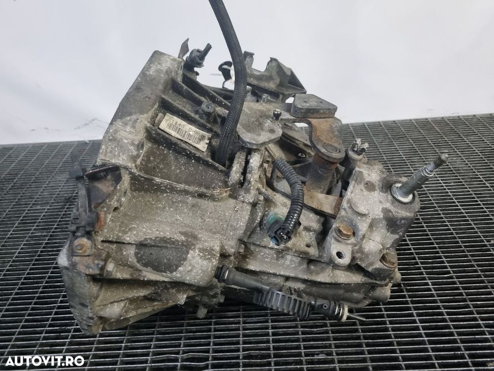 Cutie de viteze Dacia Duster Facelift 1.5 Dci 2014 - 2017 109CP Manuala 6 Trepte K9K ... - 2