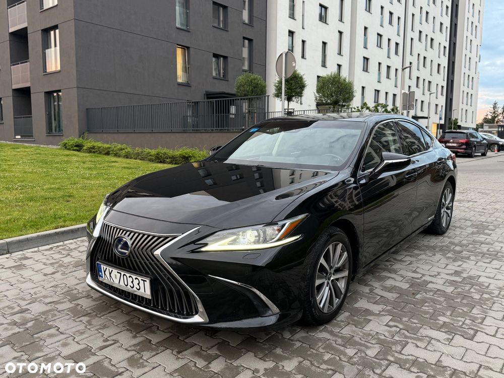 Lexus ES 300h Business Edition - 7