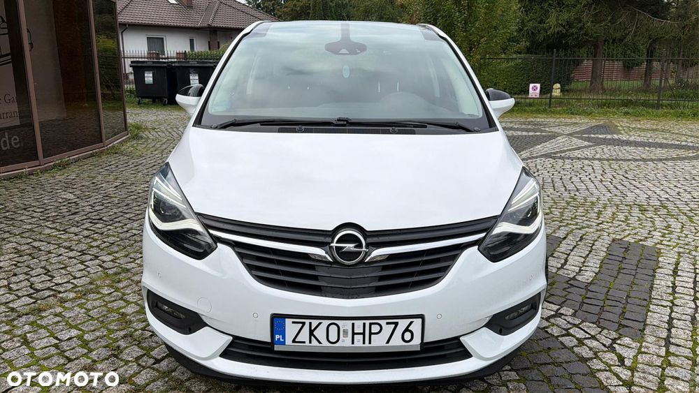 Opel Zafira - 2
