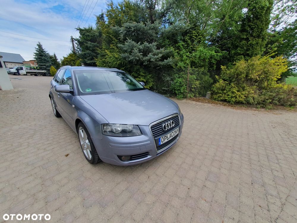 Audi A3 Sportback 2.0 TDI Ambiente - 2