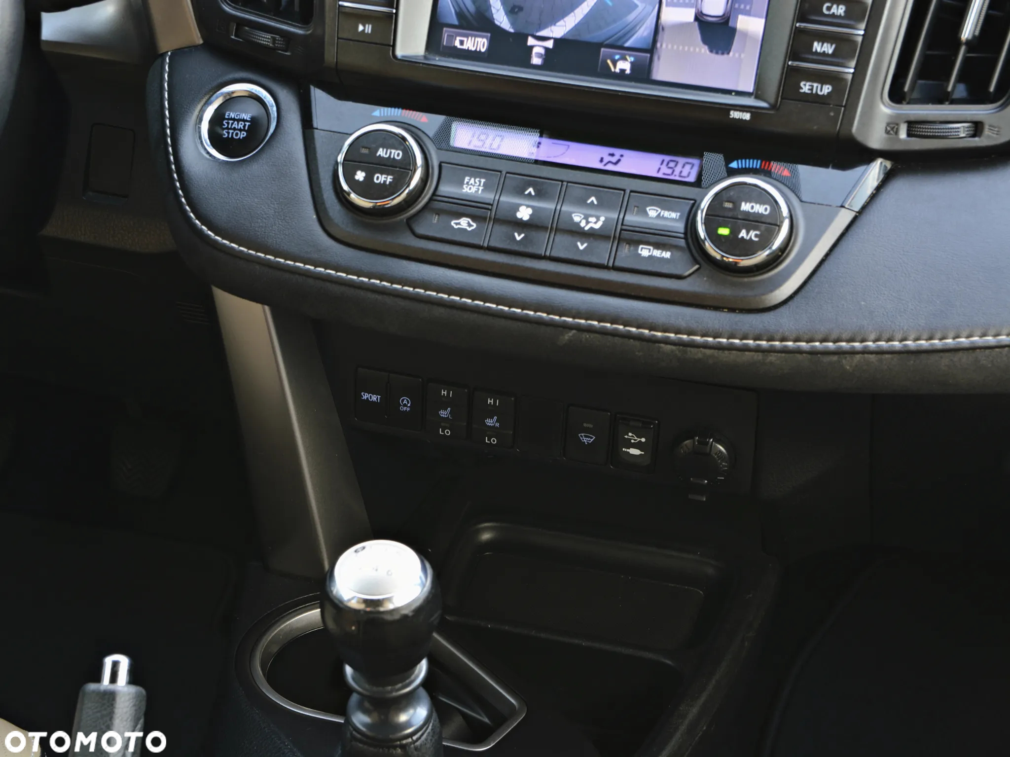 Toyota RAV4 - 18