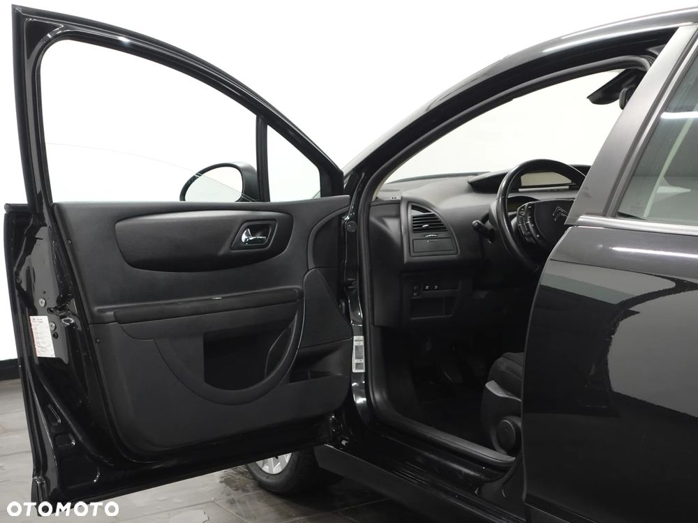 Citroën C4 1.6 HDi FAP Style - 18