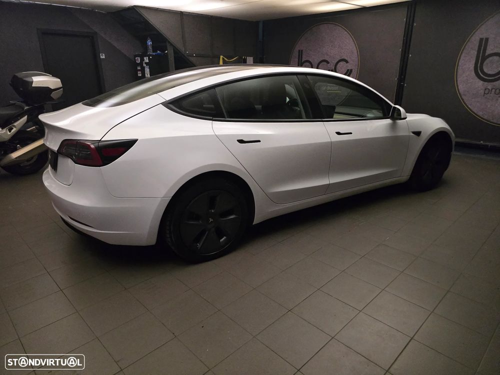 Tesla Model 3 RWD - 5