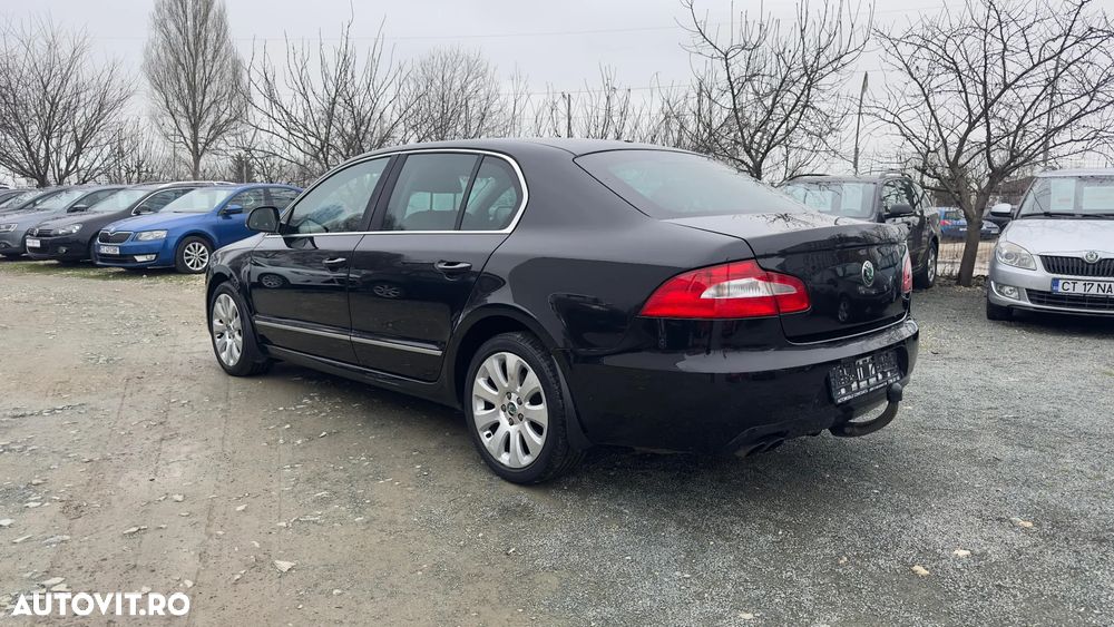 Skoda Superb 2.0 TDI Ambition - 13