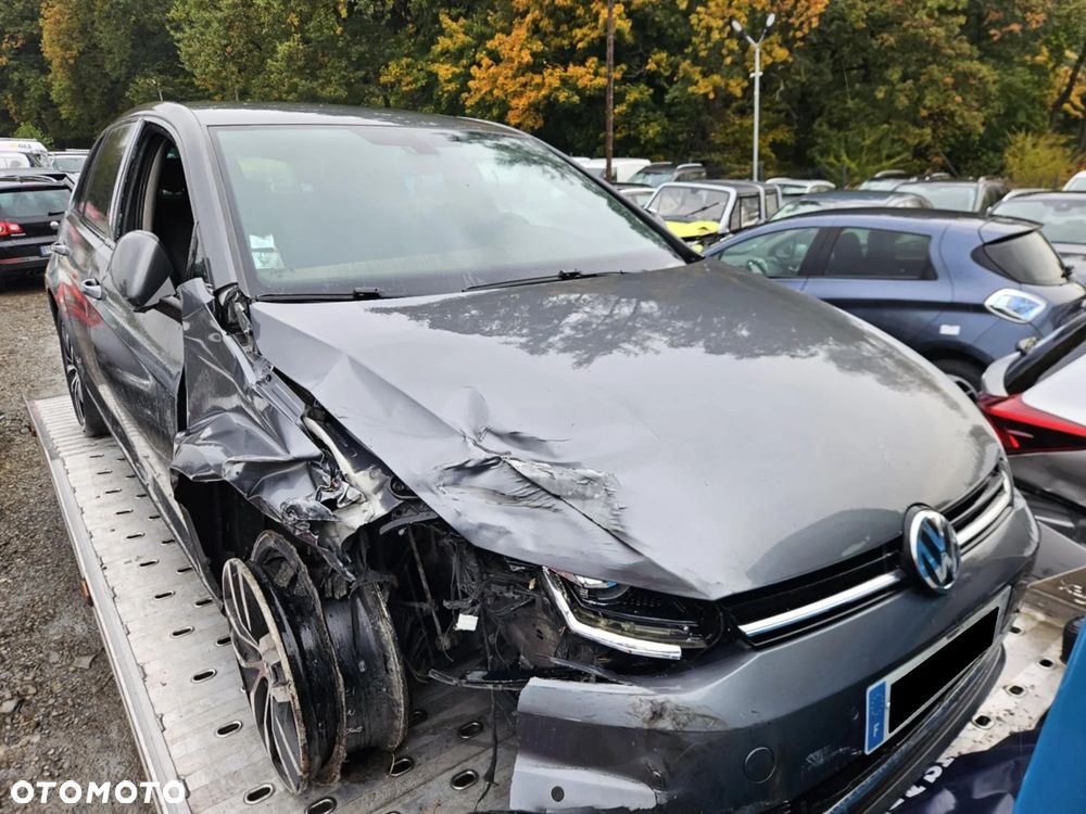 Volkswagen Golf 2.0 TDI BlueMotion Technology DSG Highline - 7
