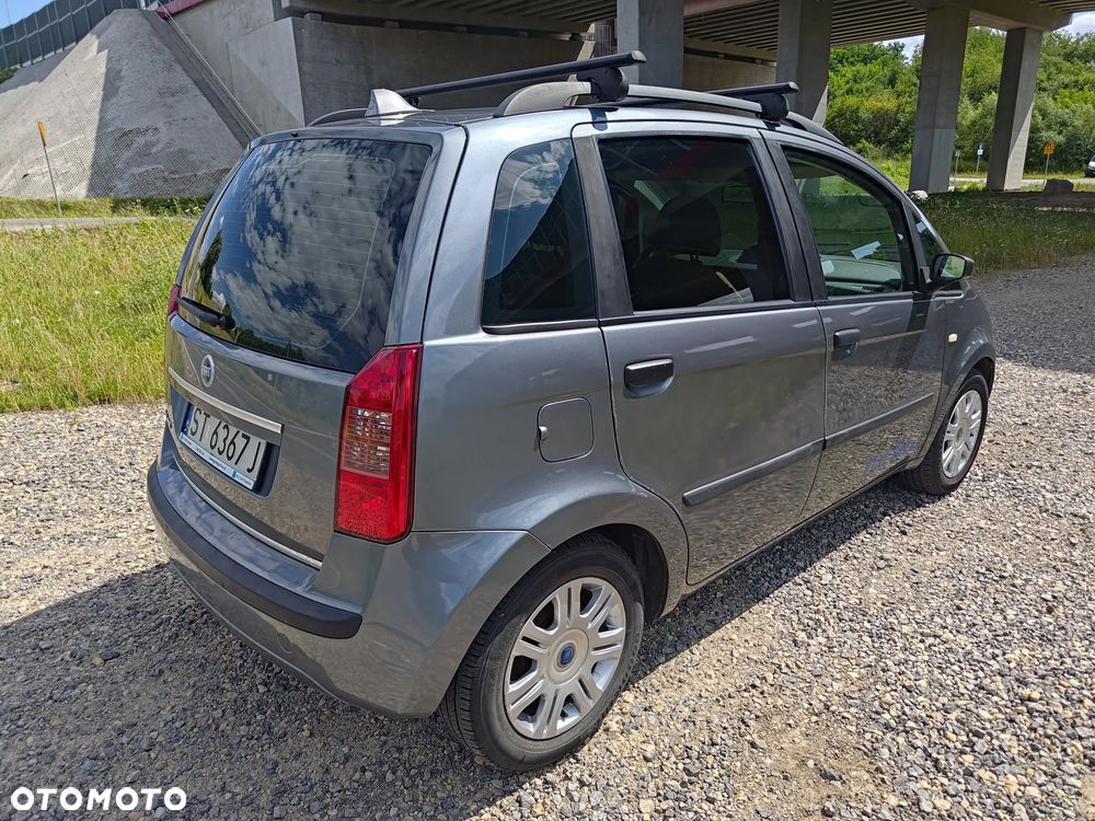 Fiat Idea 1.4 16V Dynamic - 4