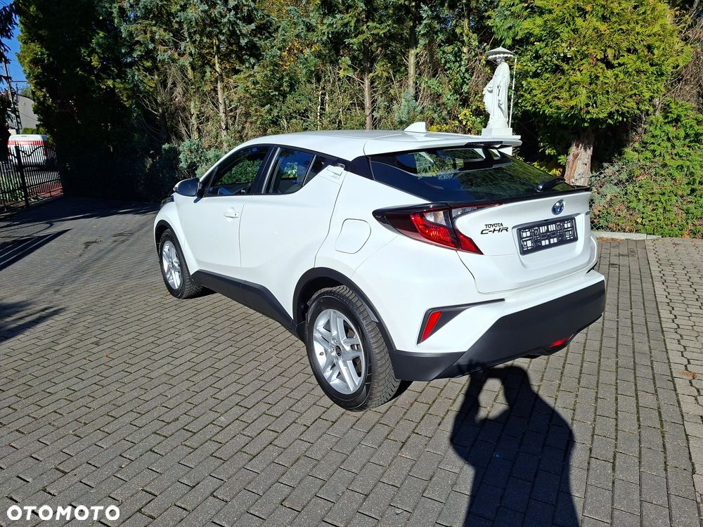 Toyota C-HR - 11