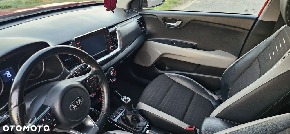 Kia Stonic 1.0 T-GDI OPF Platinum Edition - 9