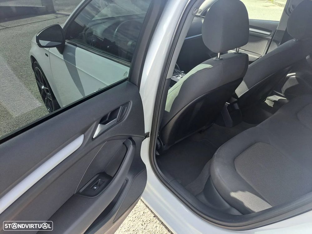 Audi A3 Sportback 1.6 TDI S-line - 21